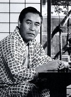 Shin Saburi dans 